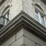 Dogłębny poradnik obejmujący wyboru, prawidłowego posadowienia oraz bezpiecznej obsługi betonowego zbiornika bezodpływowego